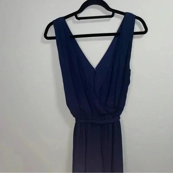 Aritzia  - Babaton Jumpsuit - Picture 2 of 8